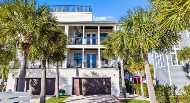 Peaceful Easy Feeling 156 Chivas Lane, Unit B 4 Bedroom Home by RedAwning