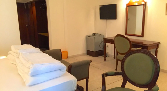 Alpana Hotel