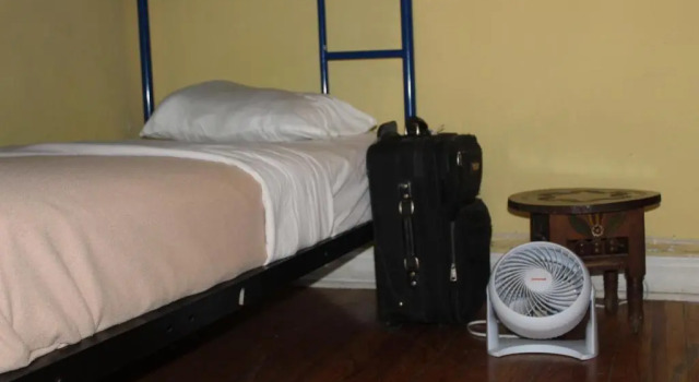 Кровать в общем номере (женский номер) Hostel Home