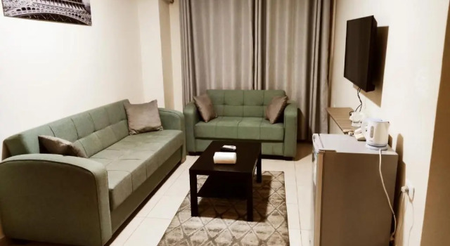 Полулюкс Отель Golden Hotel