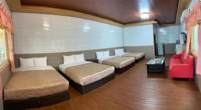 Шале J Lin Hostel