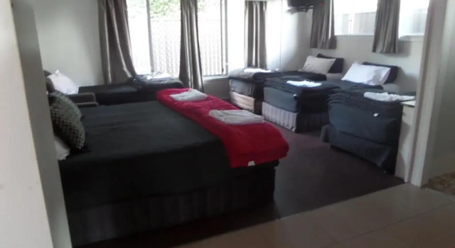 Семейный номер Standard Motel Oasis