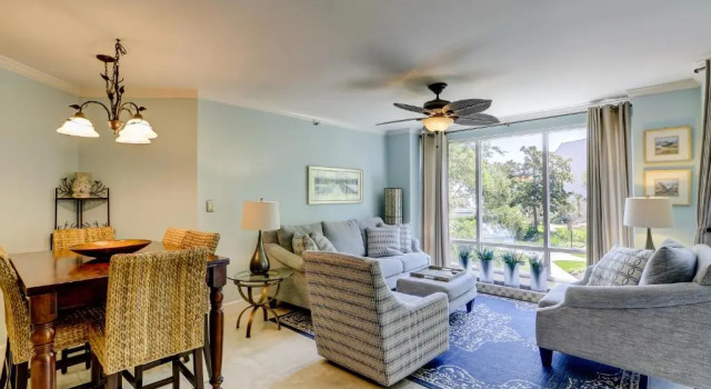 Wonderful Luxury Updated Villamare with Pool Bikes & Beach Gear included, Забронировать Отель Отели Южной Каролины с бассейном, Бассейн