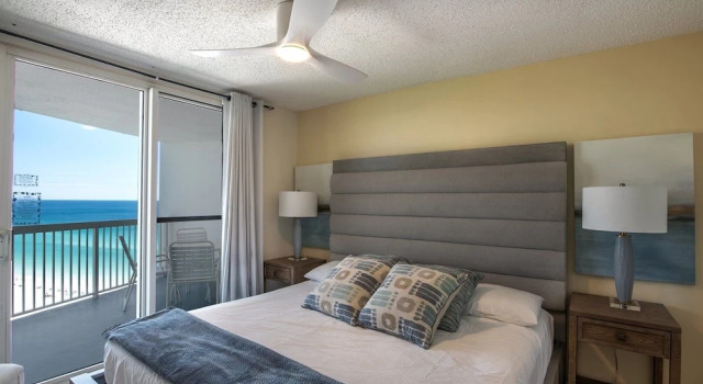 Pelican Beach 1512 2 Bedroom Condo by Pelican Beach Management, Varaa Huoneisto Destin Emerald Coast