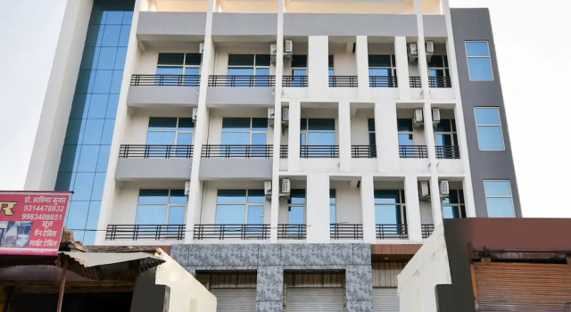 OYO 35433 Hotel Sethi Palace