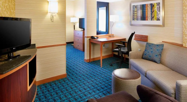 Студия Fairfield Inn and Suites Columbus Polaris