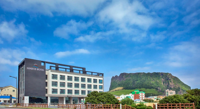 Люкс Sunrise Hotel Seongsan