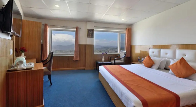 Двухместный номер Standard с видом на горы Galleu Hill Resort