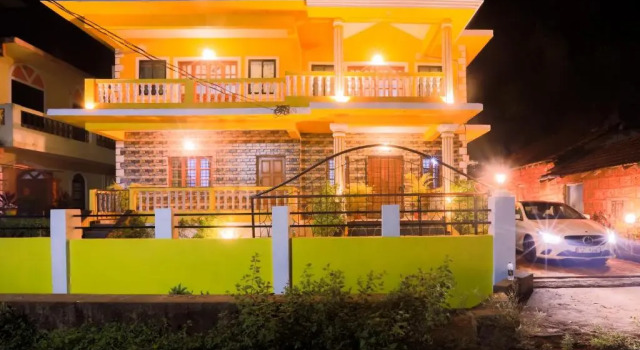 Pinnacle Mist , Calangute Beach Road, Boek Hotel Calangute Noord-Goa