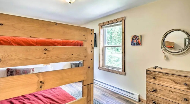 5 Mi to Ski Resort: Mtn-view Breck Home w/ Hot Tub, Rezerwuj Dom wakacyjny Hotele w Vail Ski z parkingiem, Parking