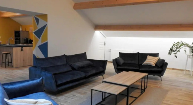 Gîte Colombey-les-Deux-Églises, 6 pièces, 10 personnes - FR-1-611-45, Rezervovat Hotel Colombey-les-deux-Églises 