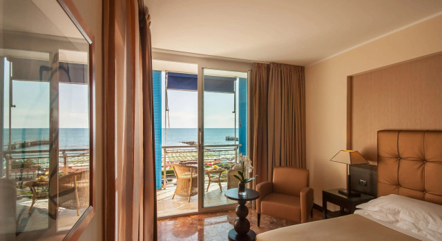 Hotel Excelsior
