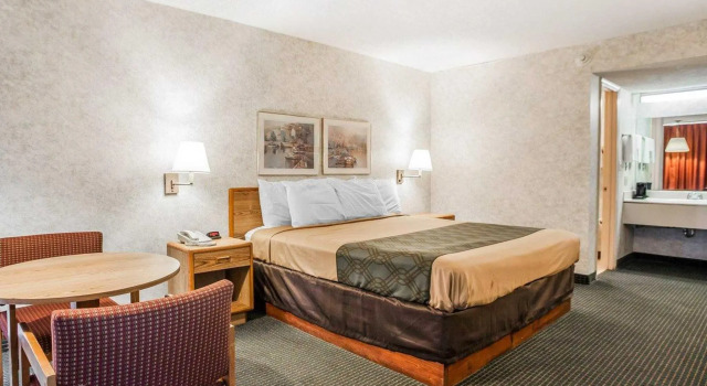 Номер Standard Econo Lodge Jefferson City