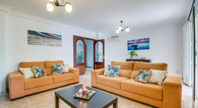 Villa Corb Mari I, Rezerwuj Willa Hotele w Majorka z basenem, Basen