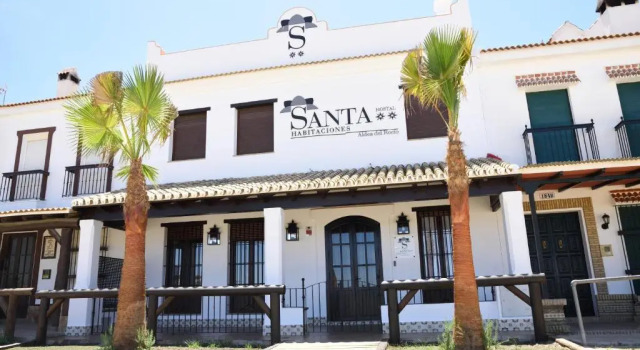 Hostal Rural Santa Habitaciones Aldea del Rocio, Varaa Hotelli Hotellit Huelva aamiaisella, Aamiainen