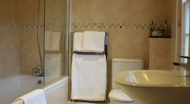 Номер Deluxe Rose in Vale Country House Hotel