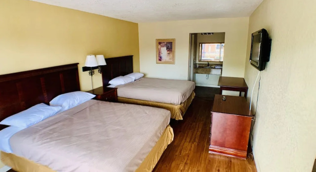 Четырёхместный номер Standard LA VISTA INN