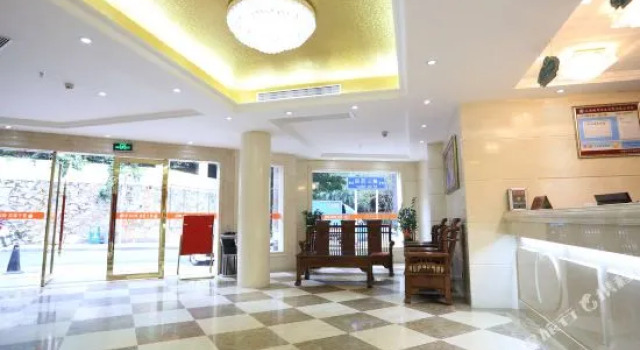 Orange Hotel Shenzhen (Shuibei Jewelry City), Rezerwuj Hotel Hotele w Shenzhen z parkingiem, Parking