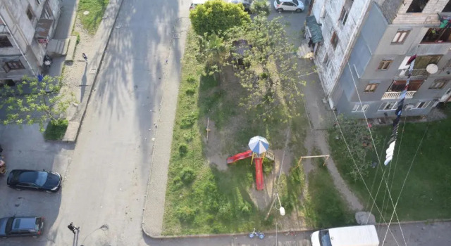 Leonidze Street 8, F.38, Book Hotel Batumi 