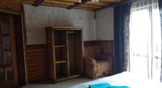 Берлога 2, Prenota Hotel Hotel a Ivano-Frankovsk con parcheggio, Parcheggio
