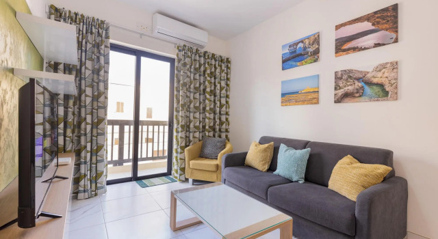 Gozo Charming Apt Near Salt Pans