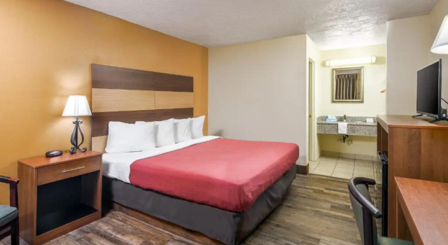Номер Standard Americana Inn a Travelodge by Wyndham