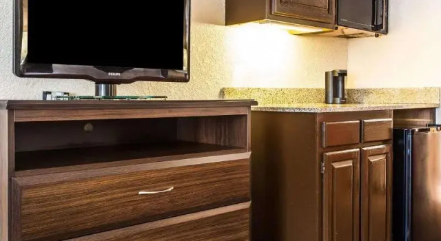 Номер Standard Quality Suites Hickory South