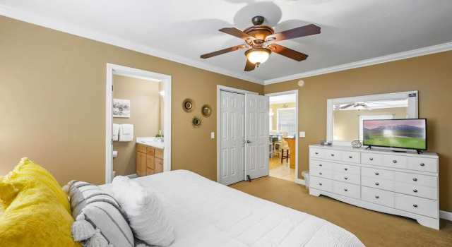 Коттедж Bradley Bungalow Sleeps 11 Sevierville