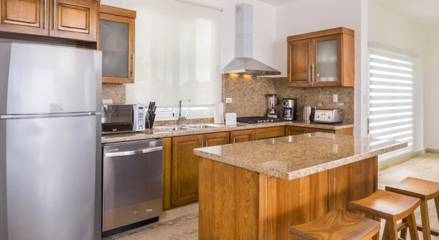 Вилла Ocean Front Villa Deluxe 4 Bedroom