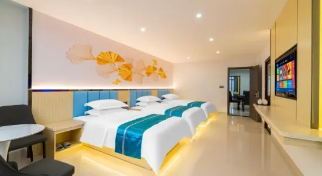 Люкс Shixing Huihuang Business Hotel
