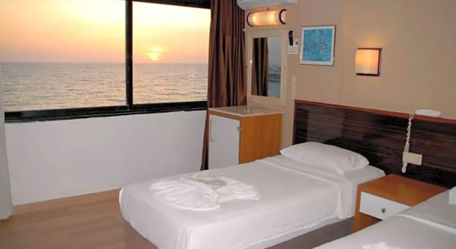 Трёхместный номер Standard с видом на море Sunday Beach Hotel