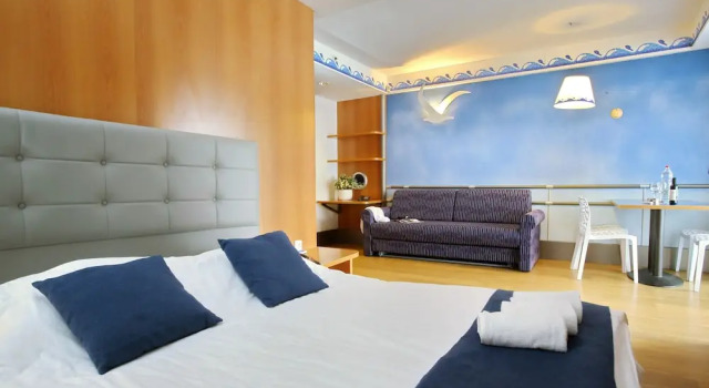 Полулюкс Club Hotel Eilat - All Suites Hotel