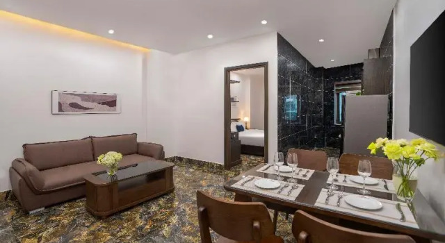Двухместный люкс Deluxe с видом на город Hai An Hotel Suites Ha Noi