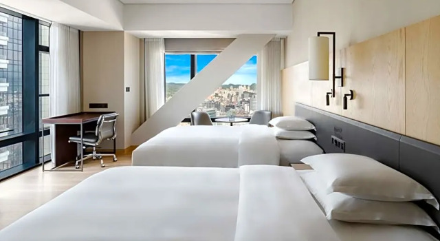 Номер Standard Taipei Marriott Hotel
