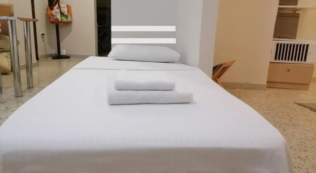 Filopappou Decent Apartment