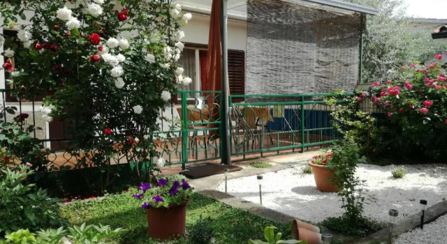 Апартаменты Deluxe Vile Park Studio Apartments