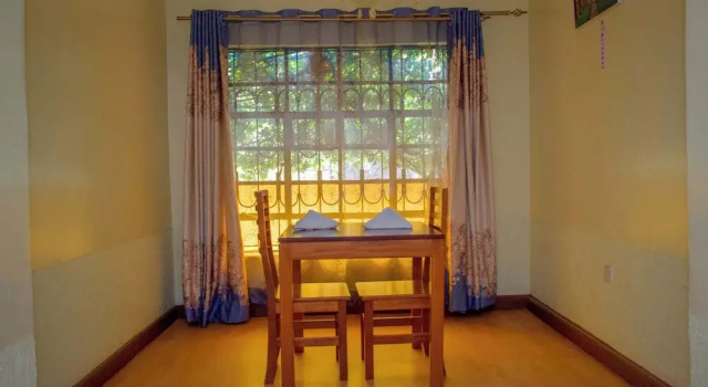 Leafy Park Villa