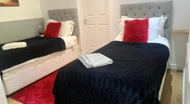 Апартаменты Woodpaddock B&B