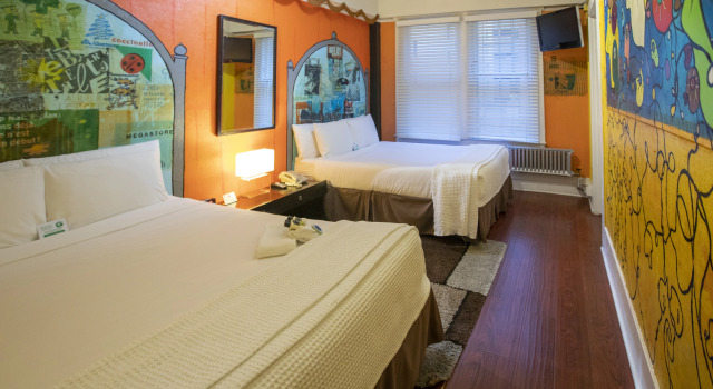 Четырёхместный номер Standard Hotel des Arts