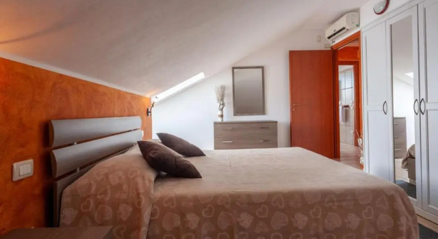 Villa Chloe, Забронировать Вилла Отели Куарту-Сант-Элена с бассейном, Бассейн