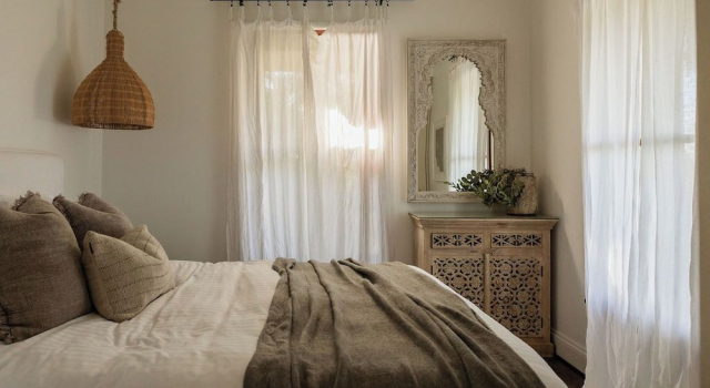 Hinterland House, Забронировать Отель Бангало Byron Bay Hinterland, рядом с Исторический музей и чайные комнаты Бангалова