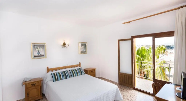 Hotel Buigues, Varaa Hotelli Moraira Costa Blanca