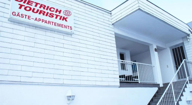Chalet Dietrich, Забронировать Шале Отели Тироля с бассейном, Бассейн