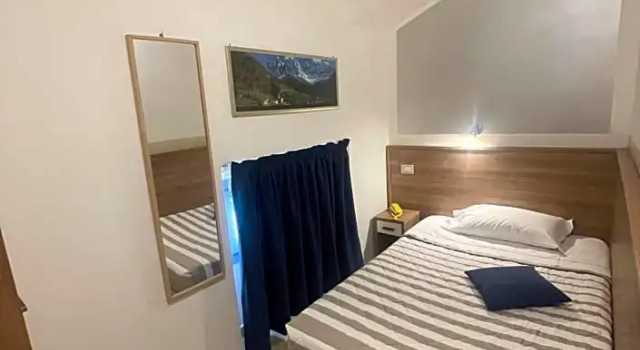 Одноместный номер Economy Hotel Montecarlo