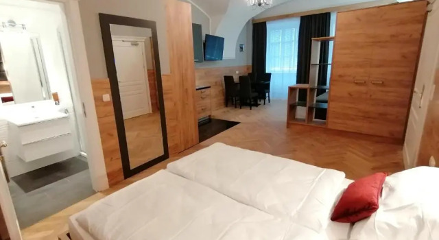Студия GOLDEN STAR - Premium Apartments