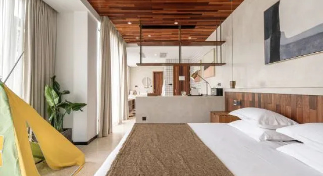 Кровать в общем номере с 6 комнатами Moganshan Xingyuan·Lavilla Holiday Villa