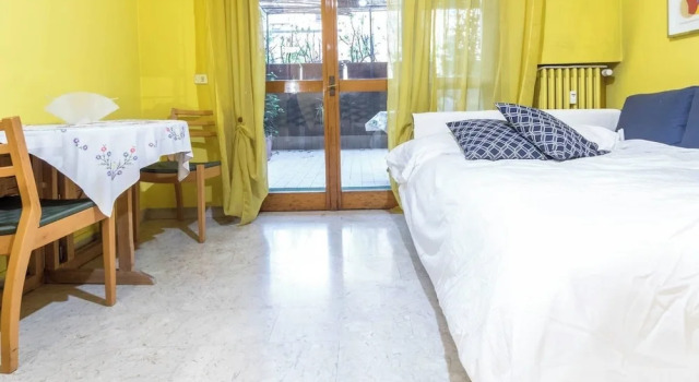 Апартаменты c 1 комнатой JOIVY Quiet Apt w Terrace in Beautiful Area