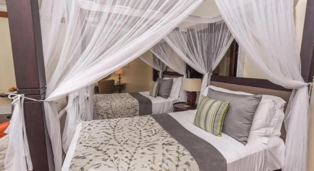 Deluxe Double room Hemingways Nairobi