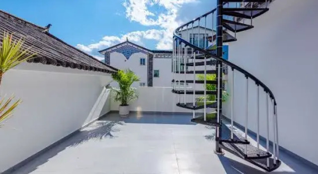 The garden homestay named "Mengxi Yashe" in Dali.