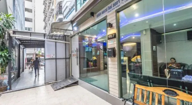 Cloud 9 Lodge, Забронировать Отель Раттхеви Бангкок, рядом с Royal Thai Police Headquarters